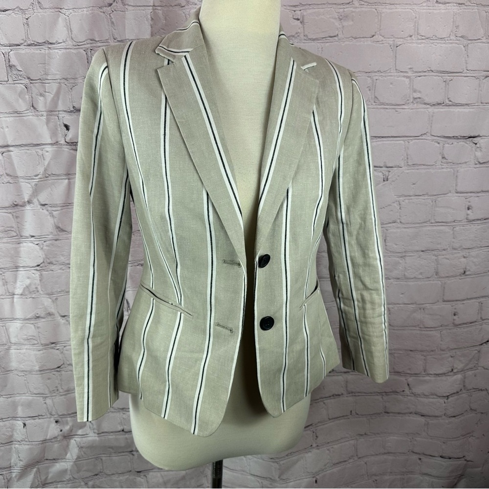 Banana Republic Beige White Striped Blazer sz 0 tailored classic office